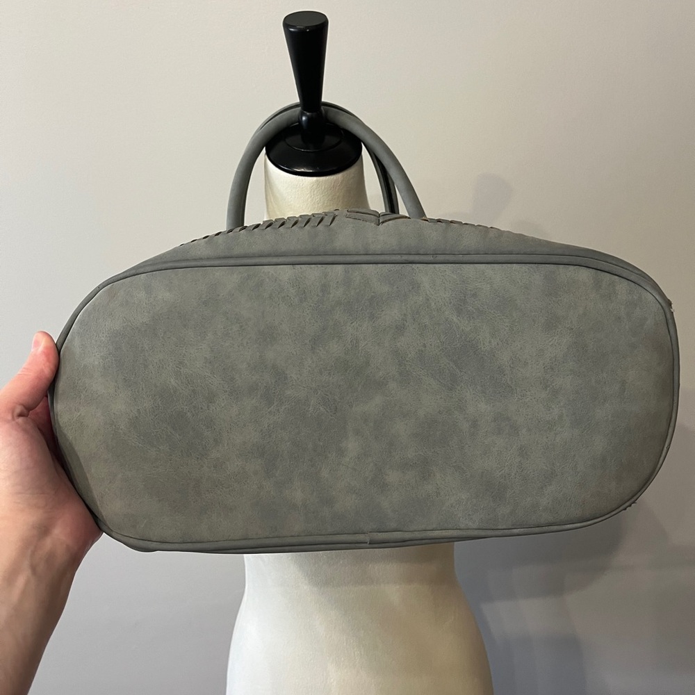 Women’s gray braided shoulder bag - Picture 4 of 15